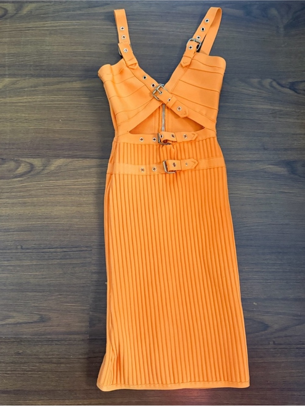 Like New-Hera Collection Orange Bodycon Dress Size S